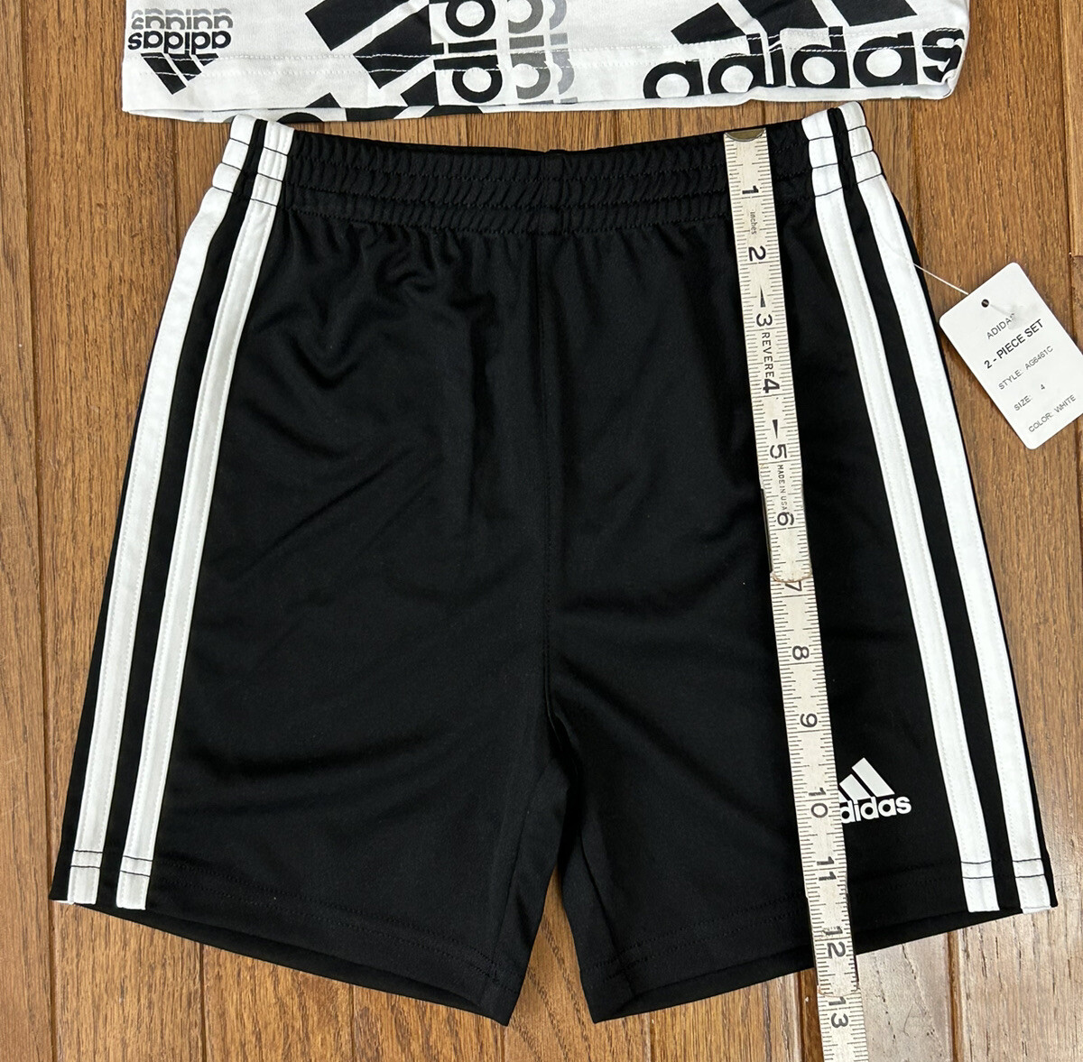 New Adidas Boy's Outfit T-Shirt Tee & Shorts big Logo Size 4 MSRP $38 (D21)