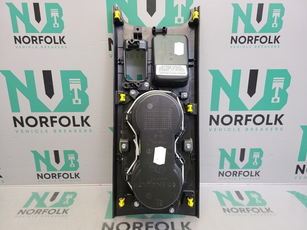 Renault Captur 2 Centre Cup Holders Front