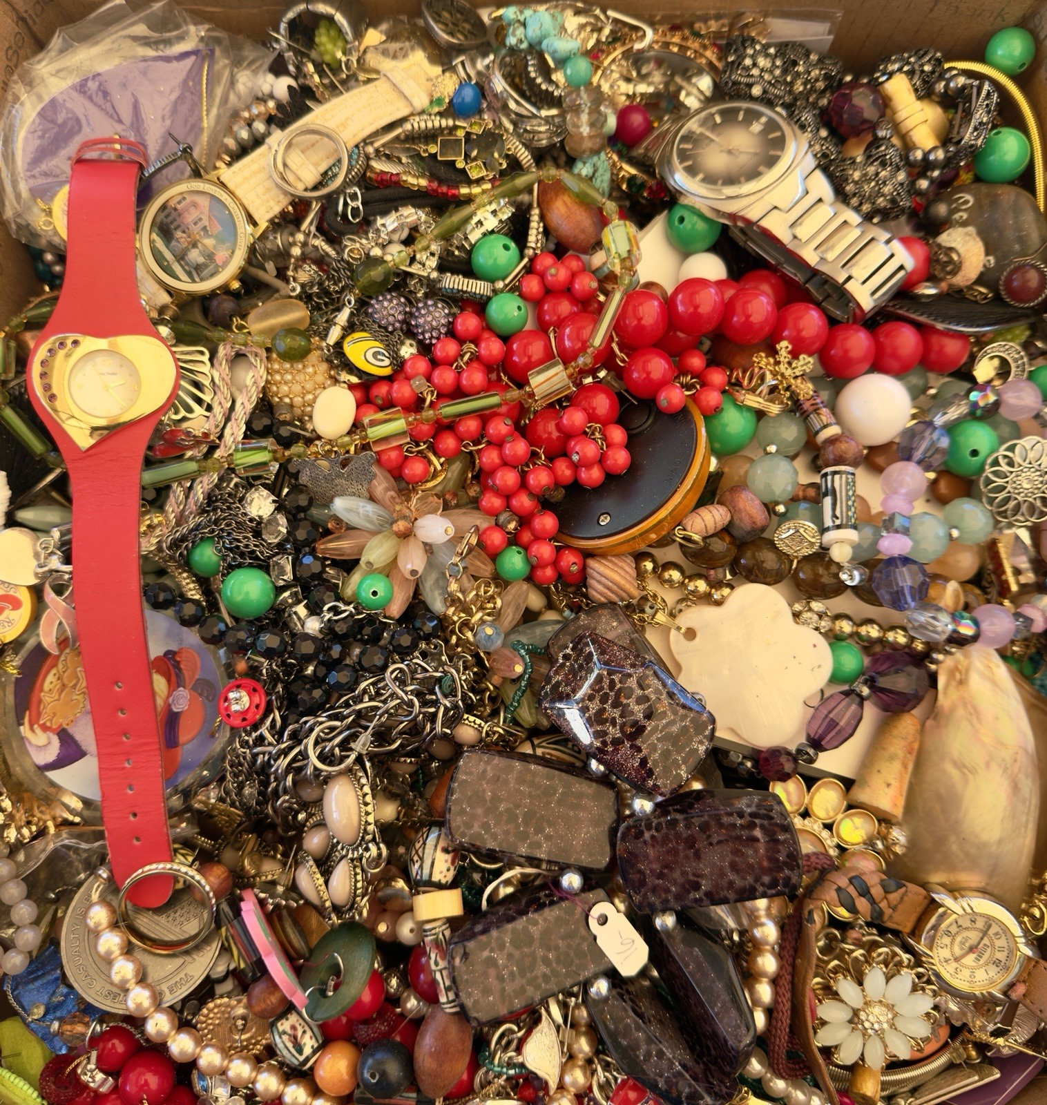 MIXED JEWELRY LOT CRAFT REPAIR, RESELL, REPURPOSE, VINTAGE TO NOW! 20 POUNDS