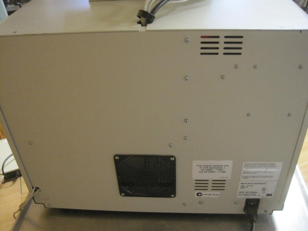 3M LIBRARY SYSTEMS 6210 SELF CHECKOUT SELFCHECK W/ SOFTWARE + LASER BARCODE