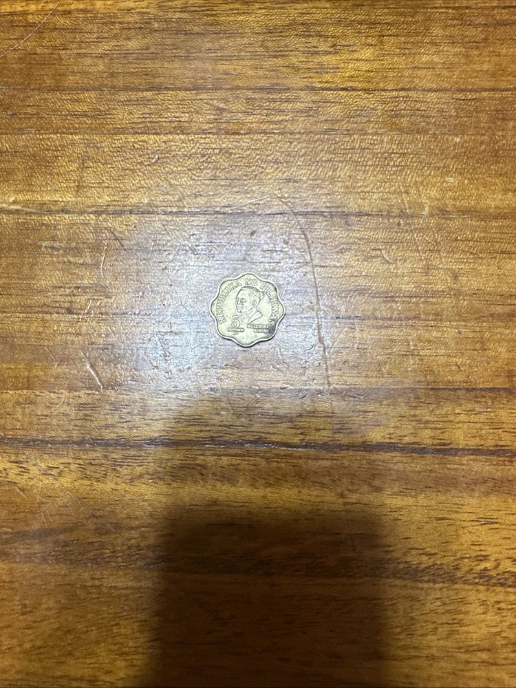 1977 Philippines 5 Sentimos