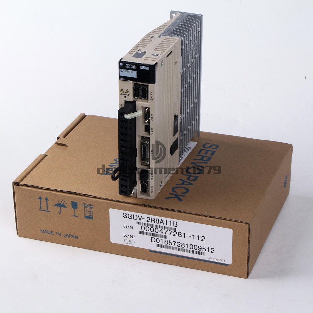 ONE NEW YASKAWA SERVO Driver SGDV-2R8A11B