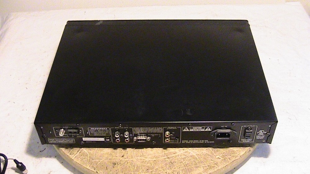 Marantz ST7001 Stereo Tuner