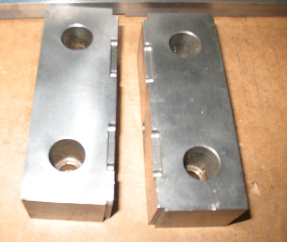 KURT DL400 DOUBLE LOCK MACHINE VISE W/HANDLE ***CLEANED PAINTED GREASED***