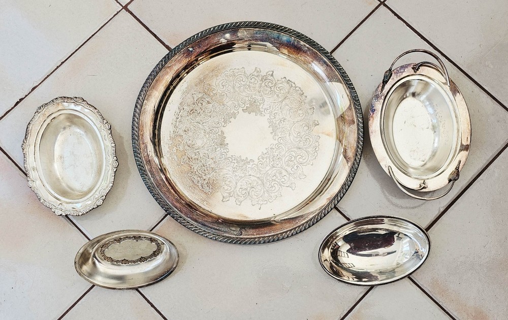 Silverplate Lot 7 Pieces Trays Covered Dishes Assorted Serving Pieces +10 lbs