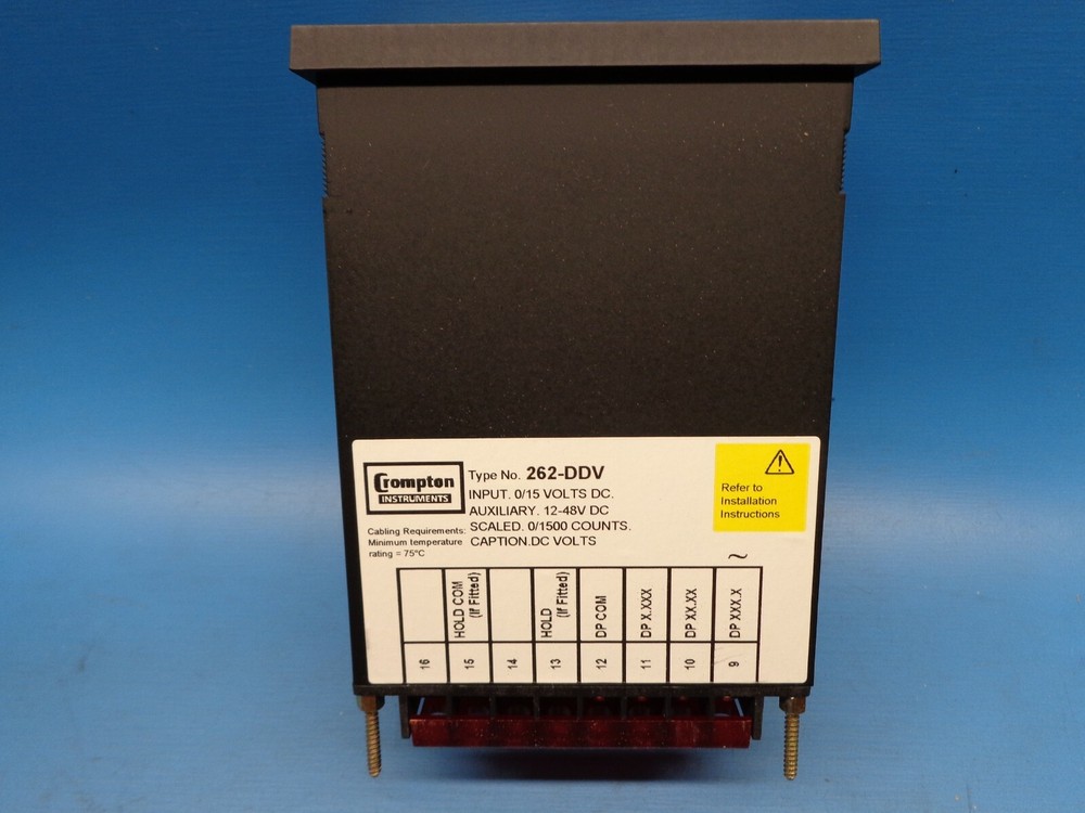 (1) 262-DDVU-NDTC-A2-14 TYCO DIGITAL PANEL METER DC VOLTAGE CROMPTON 3.5 DIGIT