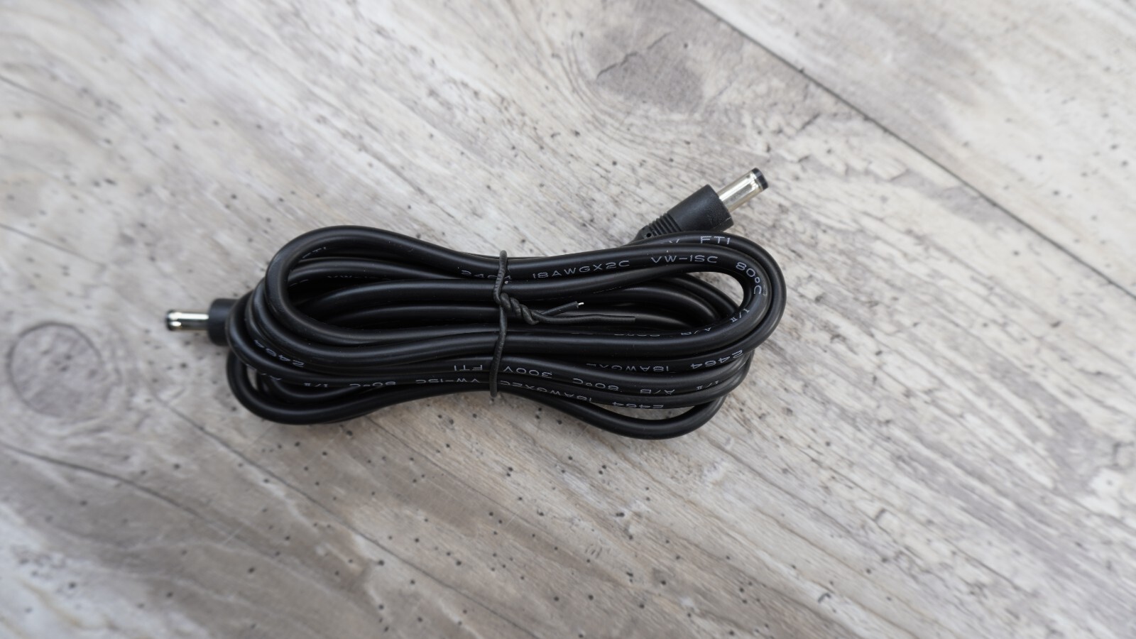 Portable Solar Panel, Foldable Solar Panels Folding Solar Charger with 60W