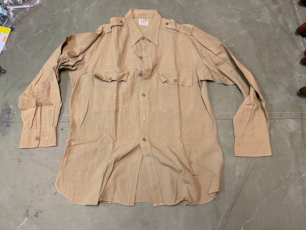 ORIGINAL WWII US ARMY OFFICER "KHAKI" CLASS A SHIRT- MEDIUM 40R