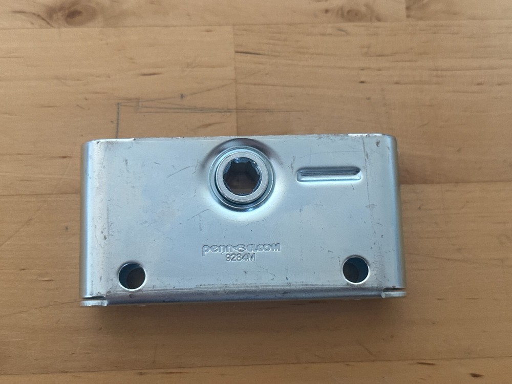 Penn Elcom 9284M Panel Lock Male