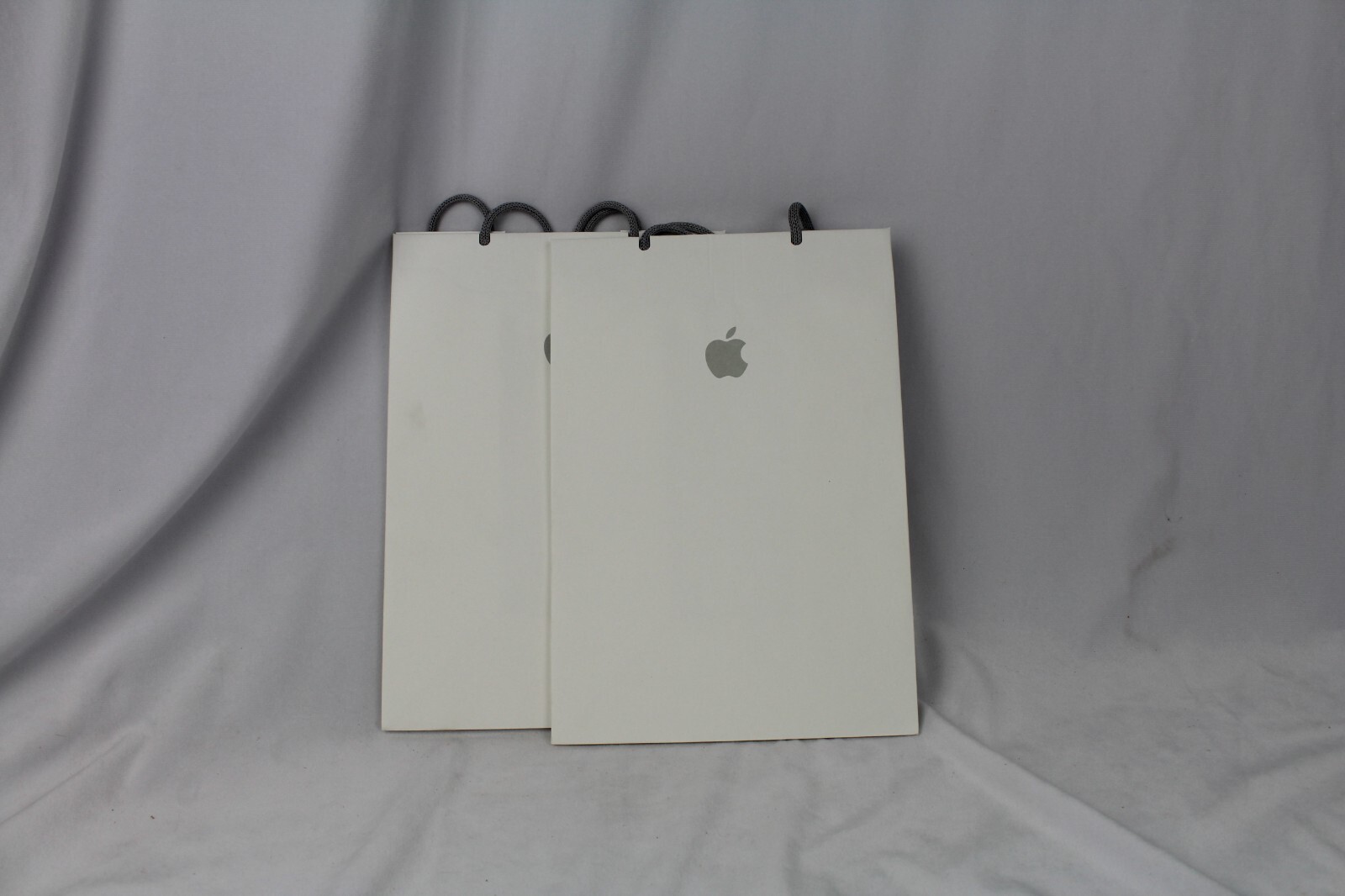 Lot of 2 Genuine Apple Store Logo White Gift Bags - 11" x 8" x 5"