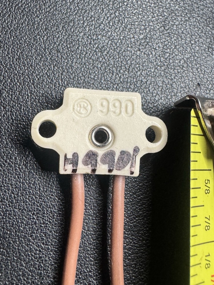 990 Ceramic Halogen Lamp Socket G4