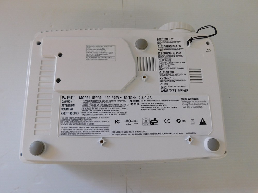 ^^ NEC MODEL NP200 PROJECTOR - NO REMOTE (SSP78)