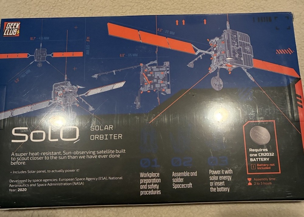 Geek Club Spaceship Orbiter