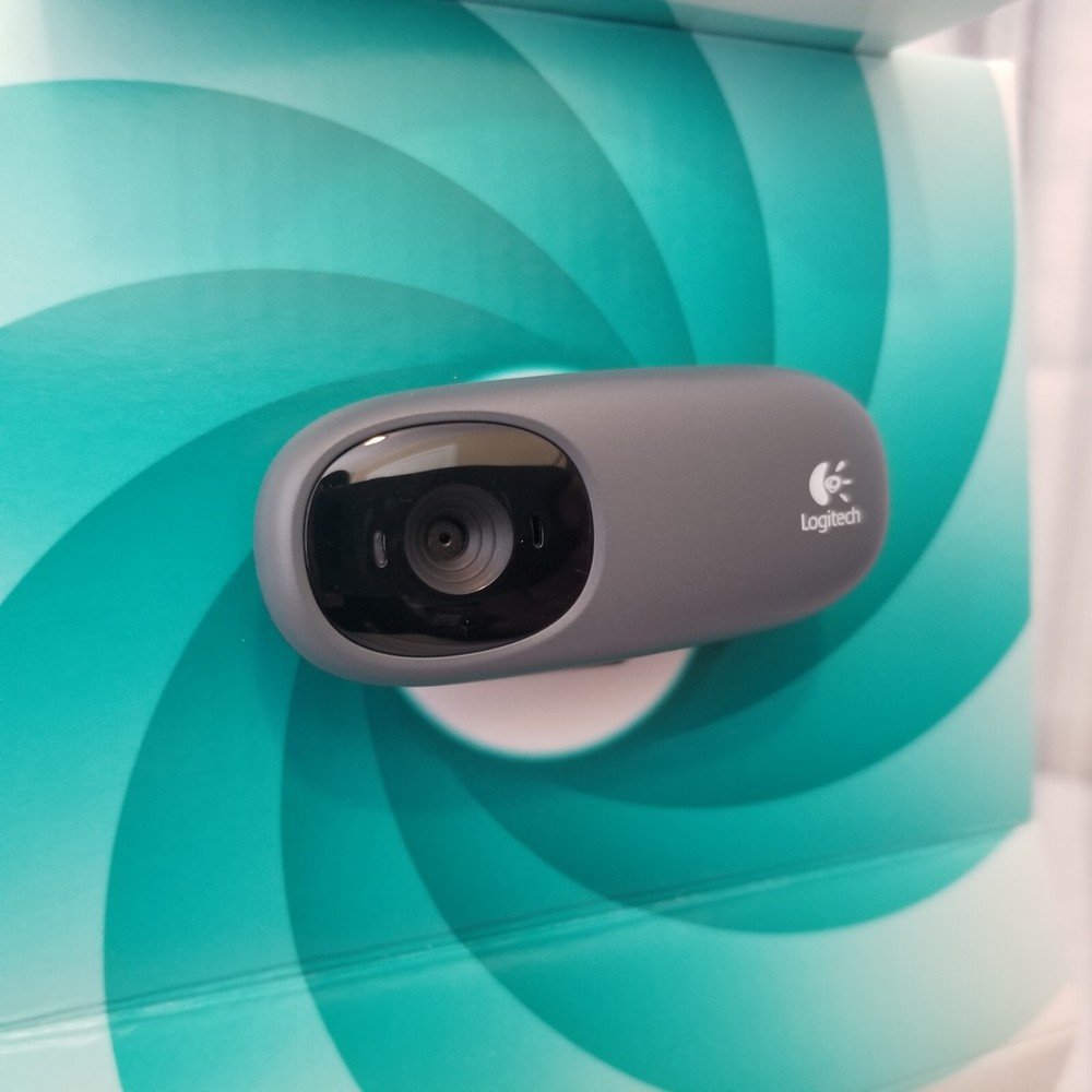 New Logitech Basic 1.3MP VGA Webcam w/Microphone For Window PC Computer C110