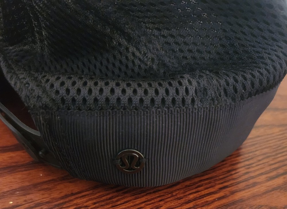 Lululemon Dash And Splash Hat Black One Size Adjustable Good Condition