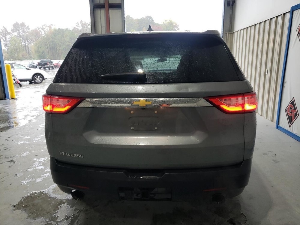 TRAVERSE 2019 Glove Box 4979556