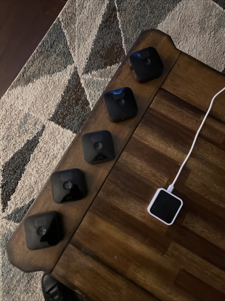 Blink Wireless 4-Camera Battery-Powered System B0B1N4LM4J