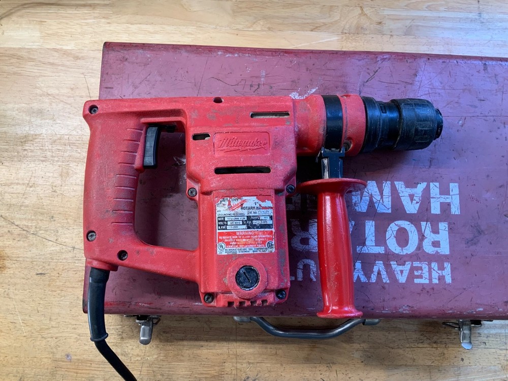 Milwaukee Hawk 1" Rotary Hammer Drill