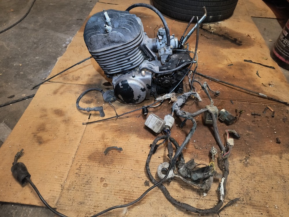 1973 Yamaha RT 360 engine good compression
