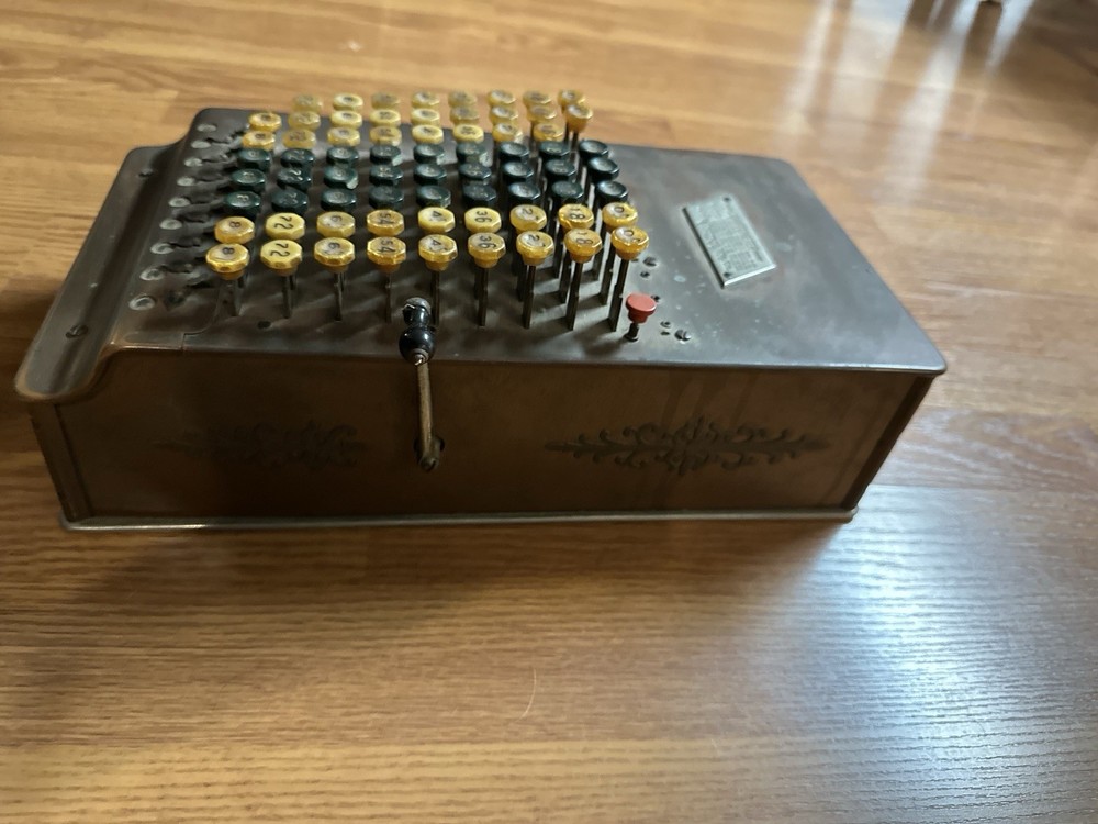 Comptometer Model A (EXTREMELY RARE) Adding Calculator Machine Felt & Tarrant Mf