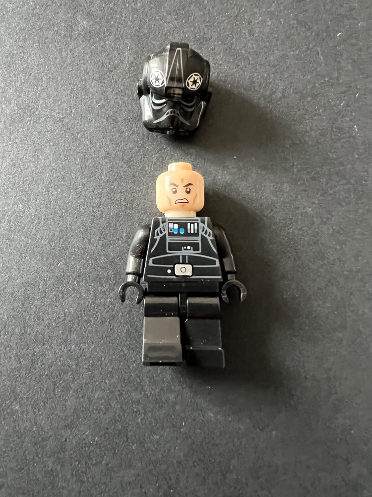 Lego Minifigure Star Wars TIE Fighter Pilot - Two Faces