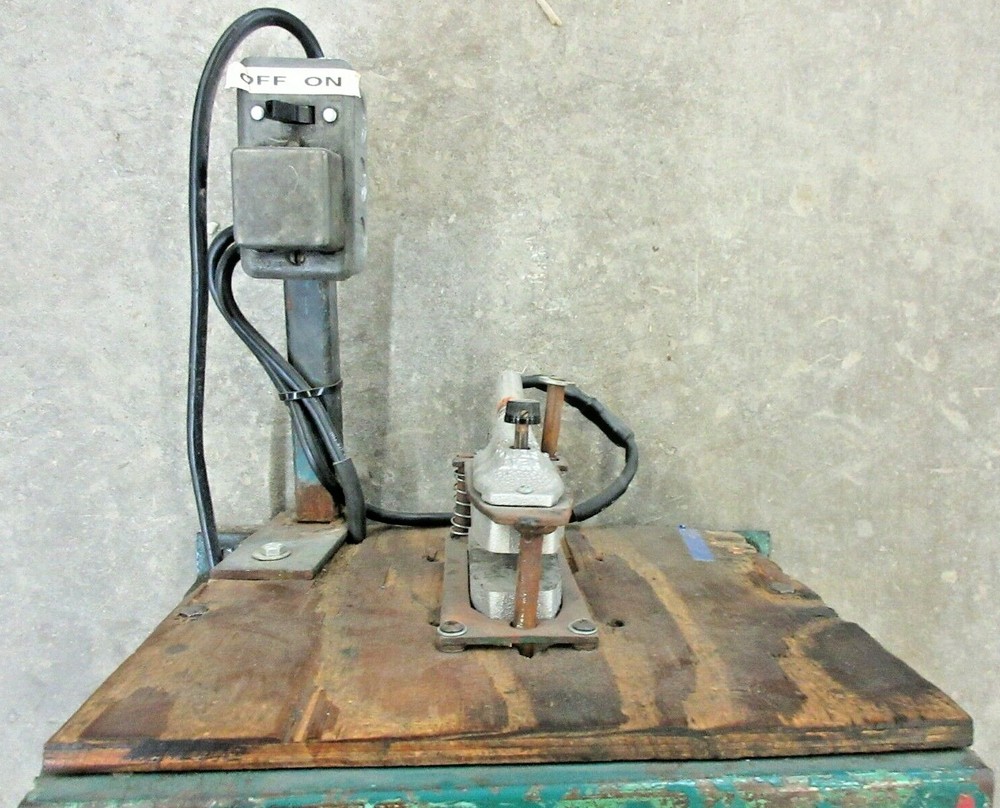 160W HEAT SEAL ON TABLE