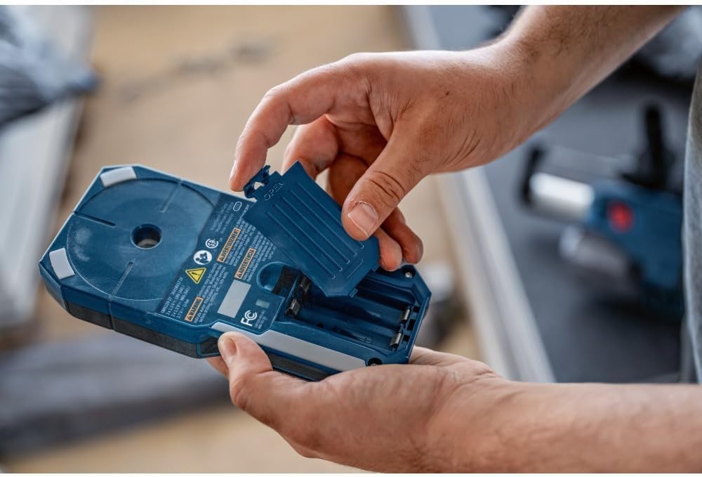 Bosch GMS120-27 4-in-1 Wall Scanner, Multi Function Stud Finder, Wire Detect NEW