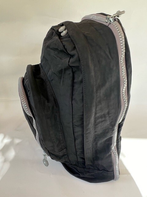 New With Tag Kipling Hiker Expandable Backpack -Black Mint Trim