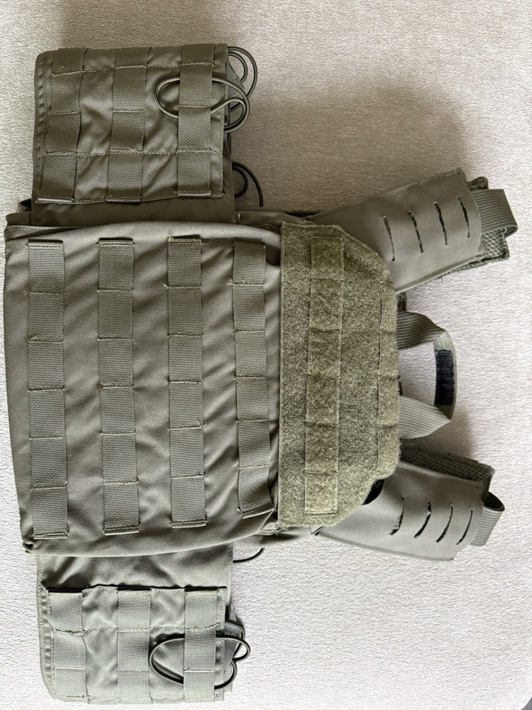 Shellback Tactical Banshee 2.0 plate carrier