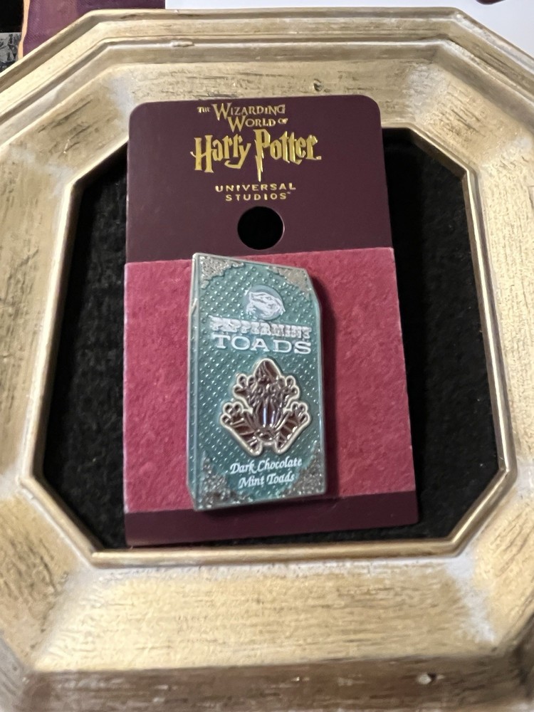 Official Universal Peppermint Toad Chocolate Harry Potter Pin