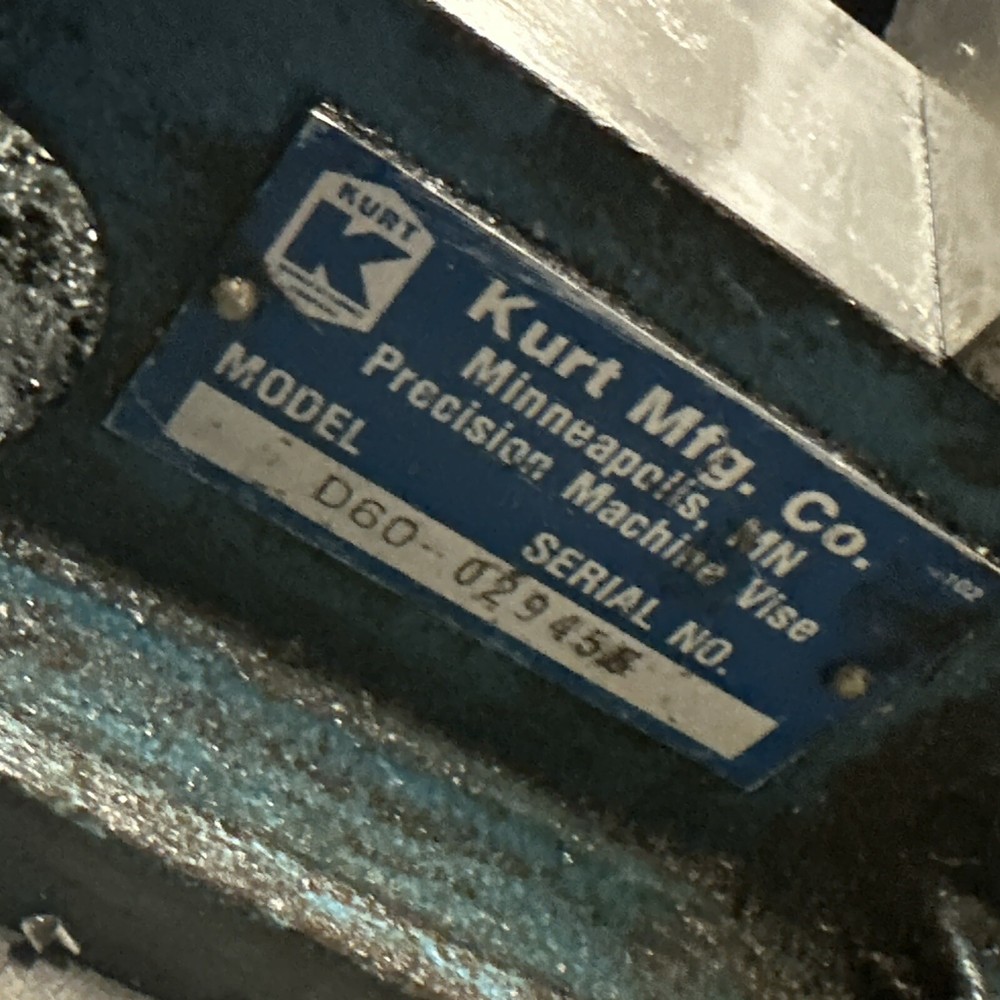 Kurt 6” Precision Machine Vise Model D60 (dd13c