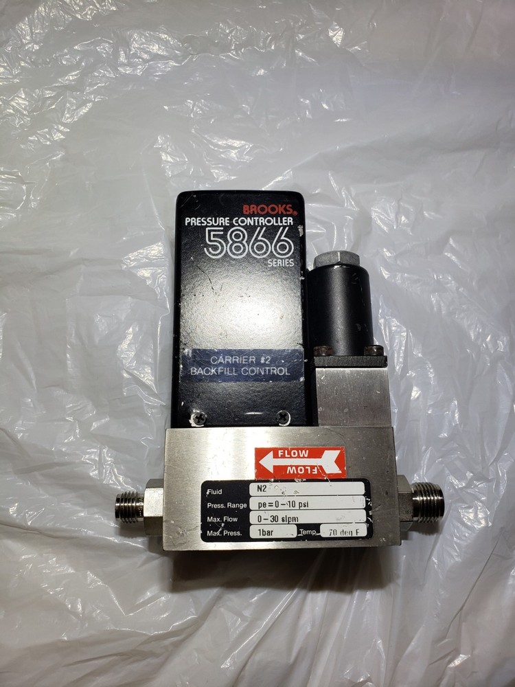 BROOKS PRESSURE CONTROLLER 5866