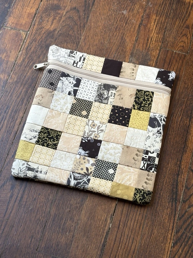Handmade Patchwork Cross Stitch Project Bag Moda Date Night Fabric Unique Gold