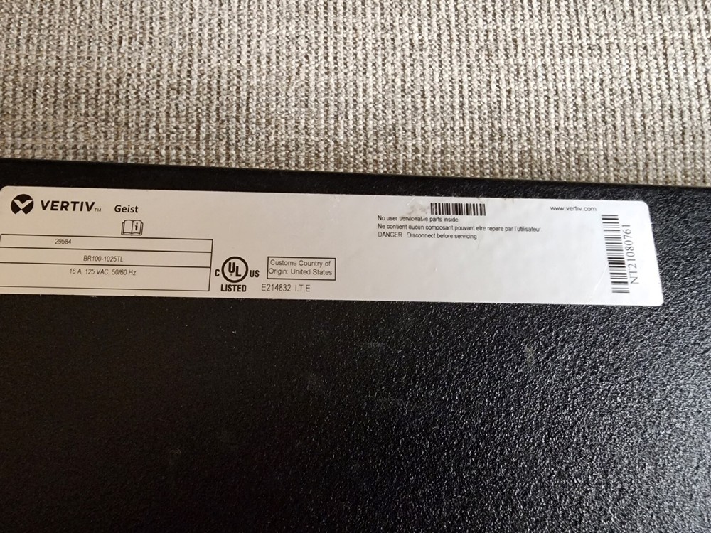 VERTIV GEIST BASIC 10-OUTLET L5-20P10 HORIZONTAL RACK-MOUNTABLE 29584 Power Dist
