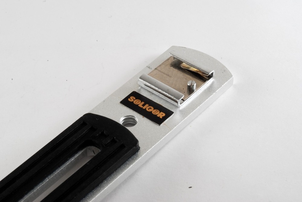 SOLIGOR Camera Bottom Plate For Flash Bracket Flash Grip JAPAN Used.