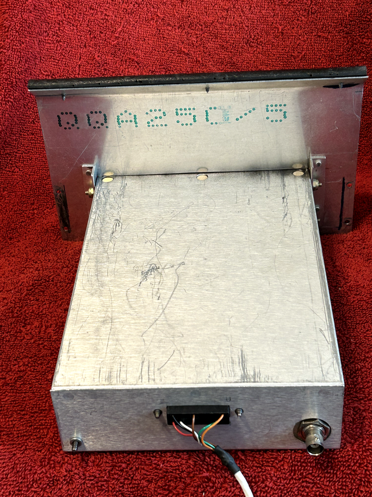 AIRCRAFT CD PLAYER IN MOUNTING PANEL WITH CONNECTOR