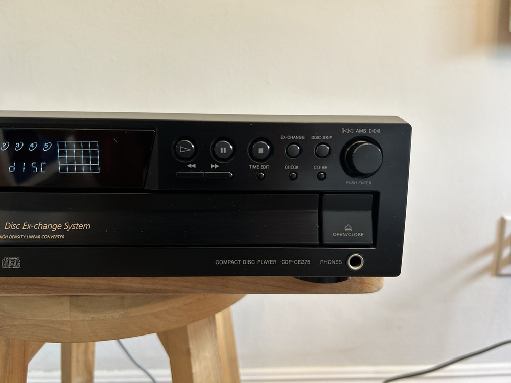 Sony 5 Disc CD Player Changer Carousel With Remote Tested Works