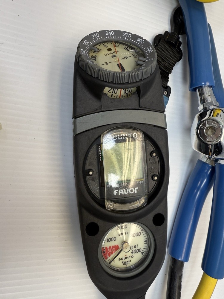 Aqua Lung Scuba Diving Set