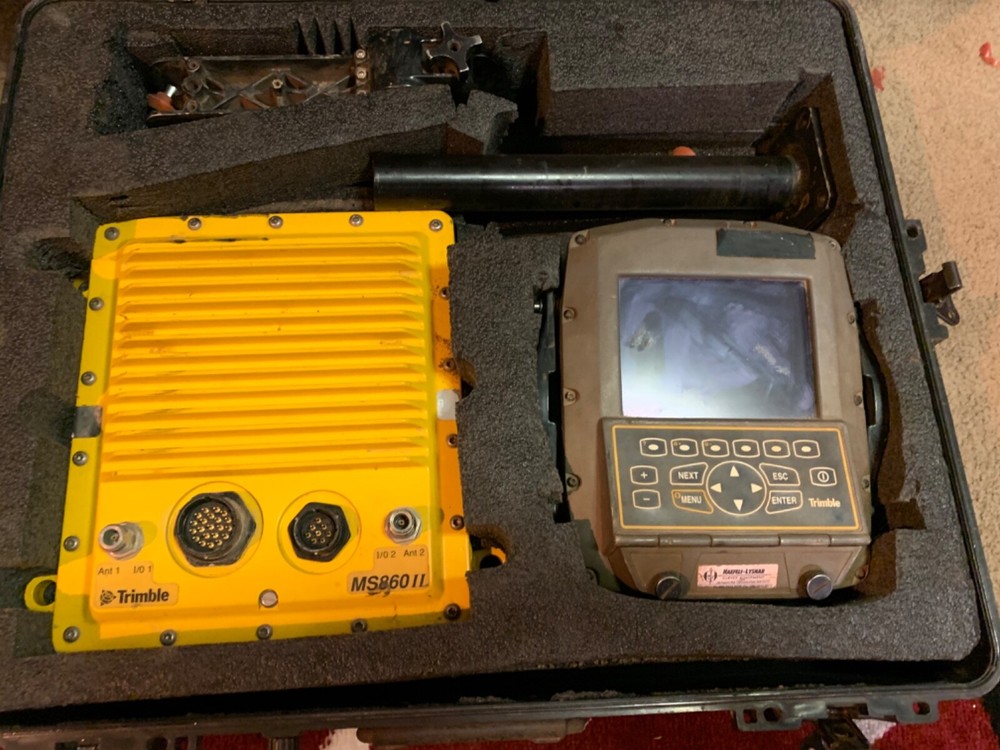 Trimble SV170 Control Box Cab-Mounted Display w/ MS860 II CONTROL BOX