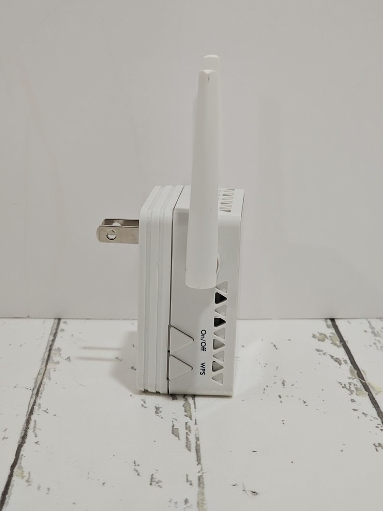 NETGEAR EX6120100NAS Wi-Fi Range Extender