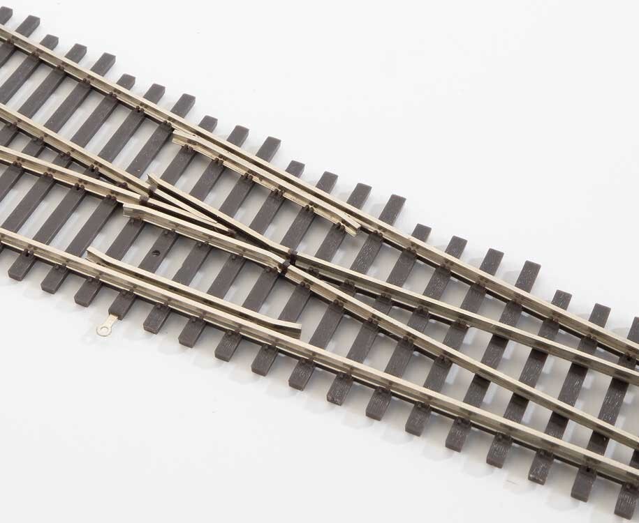 Walthers HO Scale ~ Code 83 Nickel Silver DCC Friendly #5 Turnout Right ~ 83016