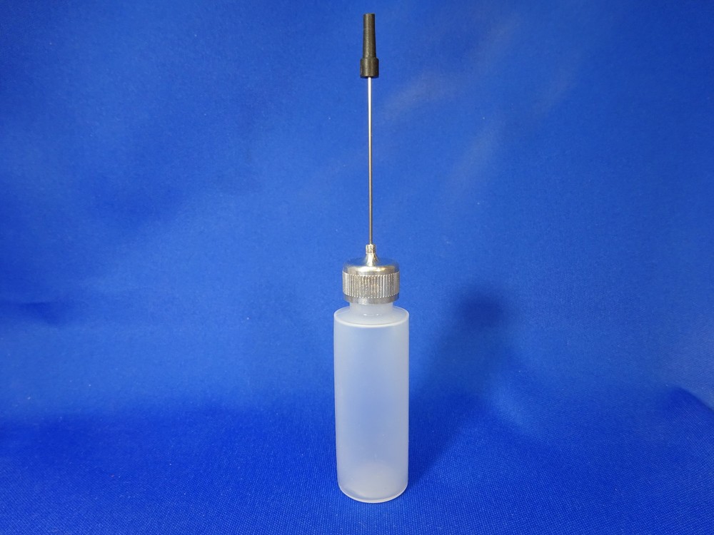 (1) 1/2 OZ PRECISION HIGH QUAILITY OIL BOTTLE w/ NEEDLE MICRO TIP APPLICATOR