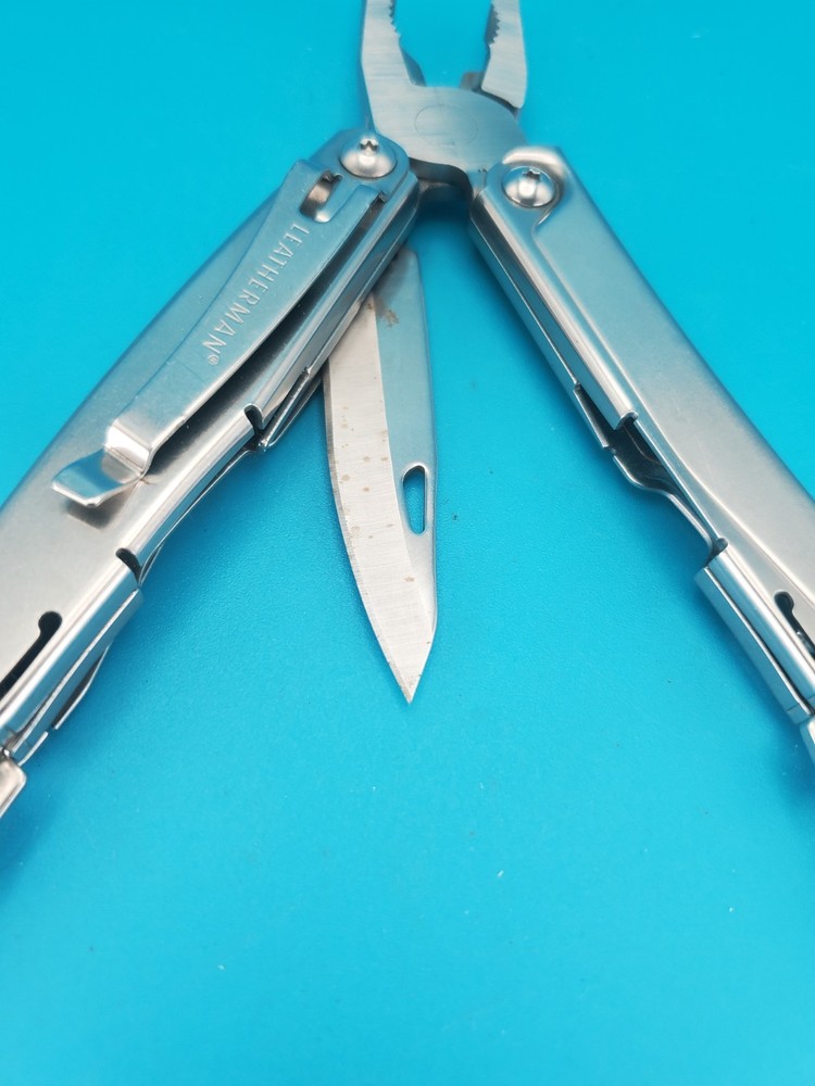 Leatherman Rev 3.8" Multi-Tool, Stainless!