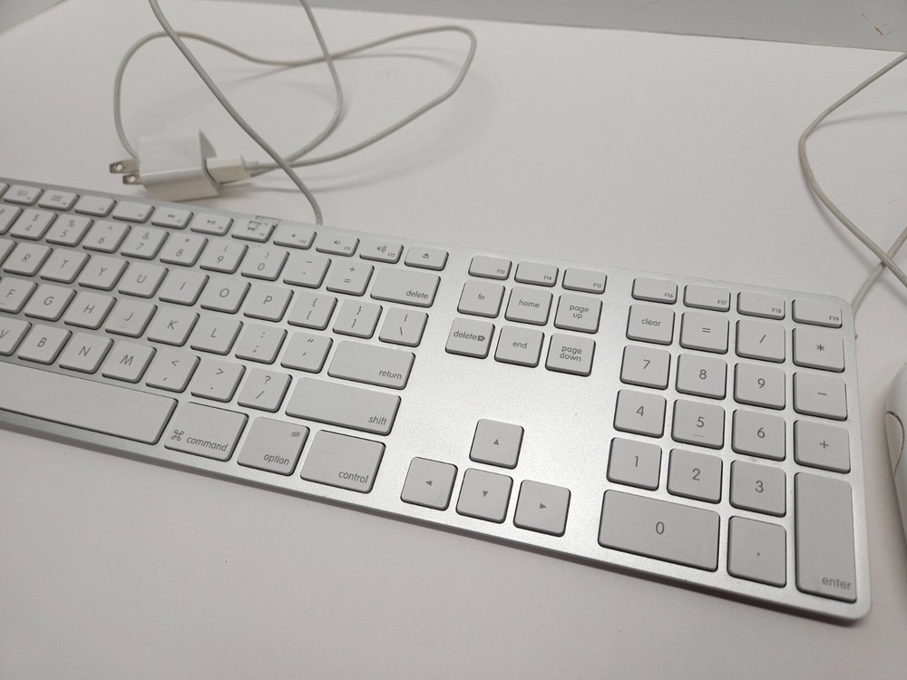 Apple Wired Keyboard A1243 Mighty Mouse A1152 Tested Working A1265