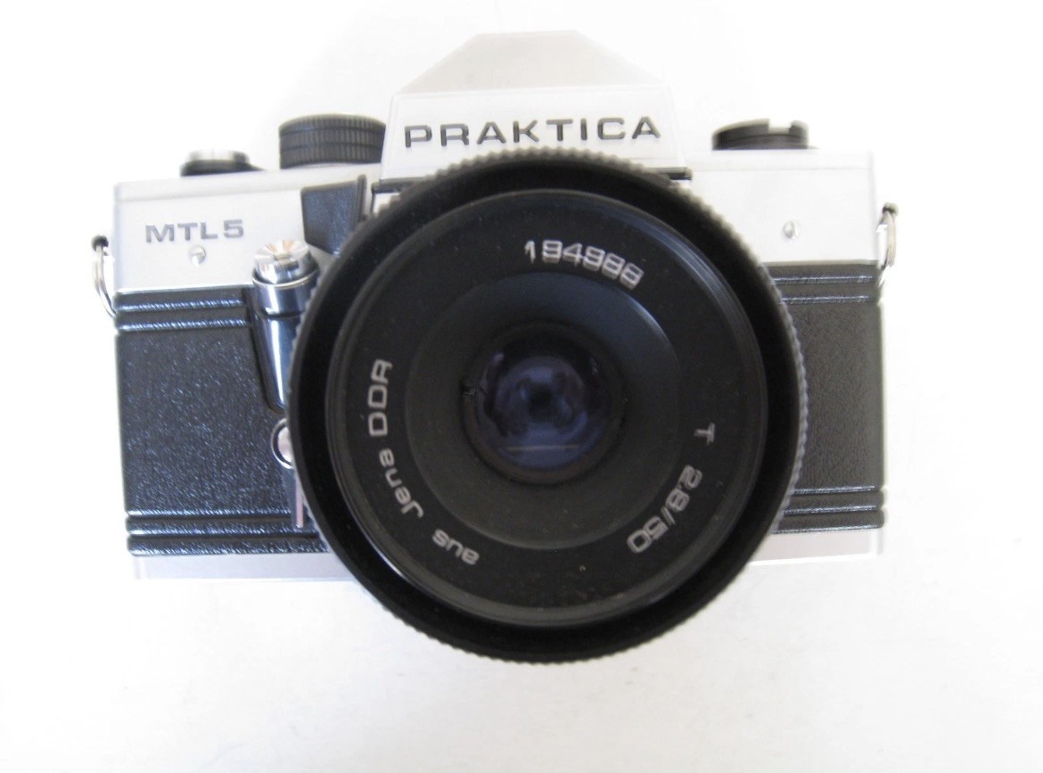 Practika mtl5 35mm Camera and two lenses + case