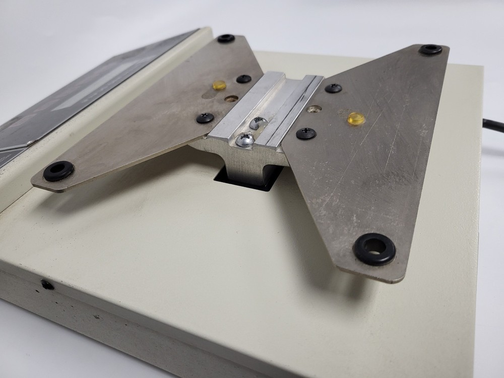 Sterling Scale Model 820 Counting Scale