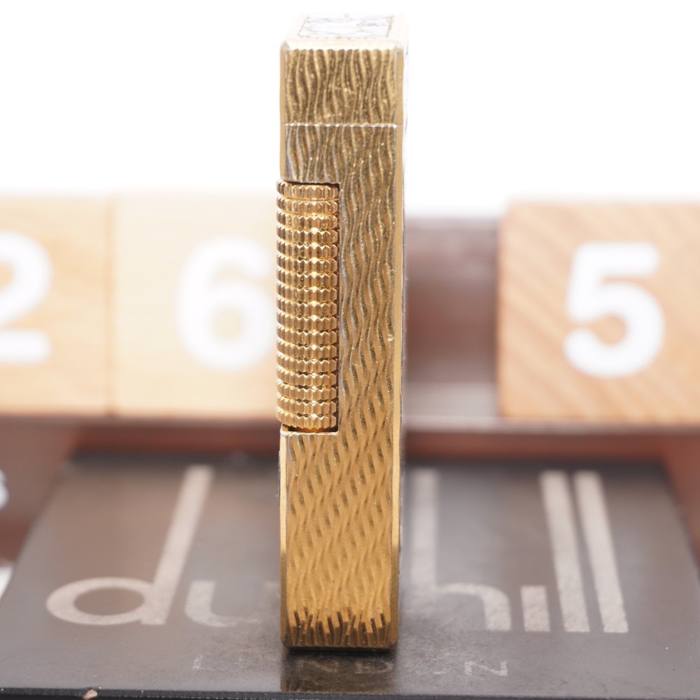 Dunhill Lighter Gold Wav Opal Pattern _Ultrasonically Cleaned_Working