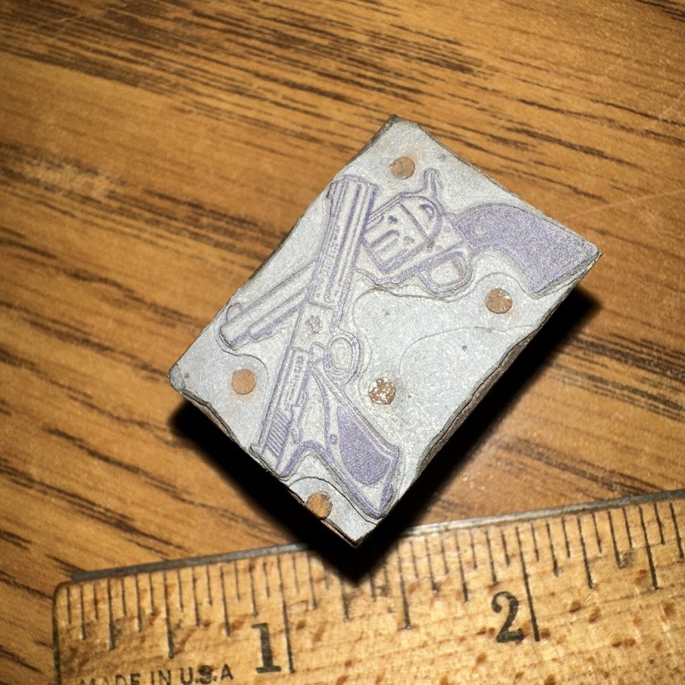 Print Block “ 2 Old Handguns “ Nice Image & Lines!