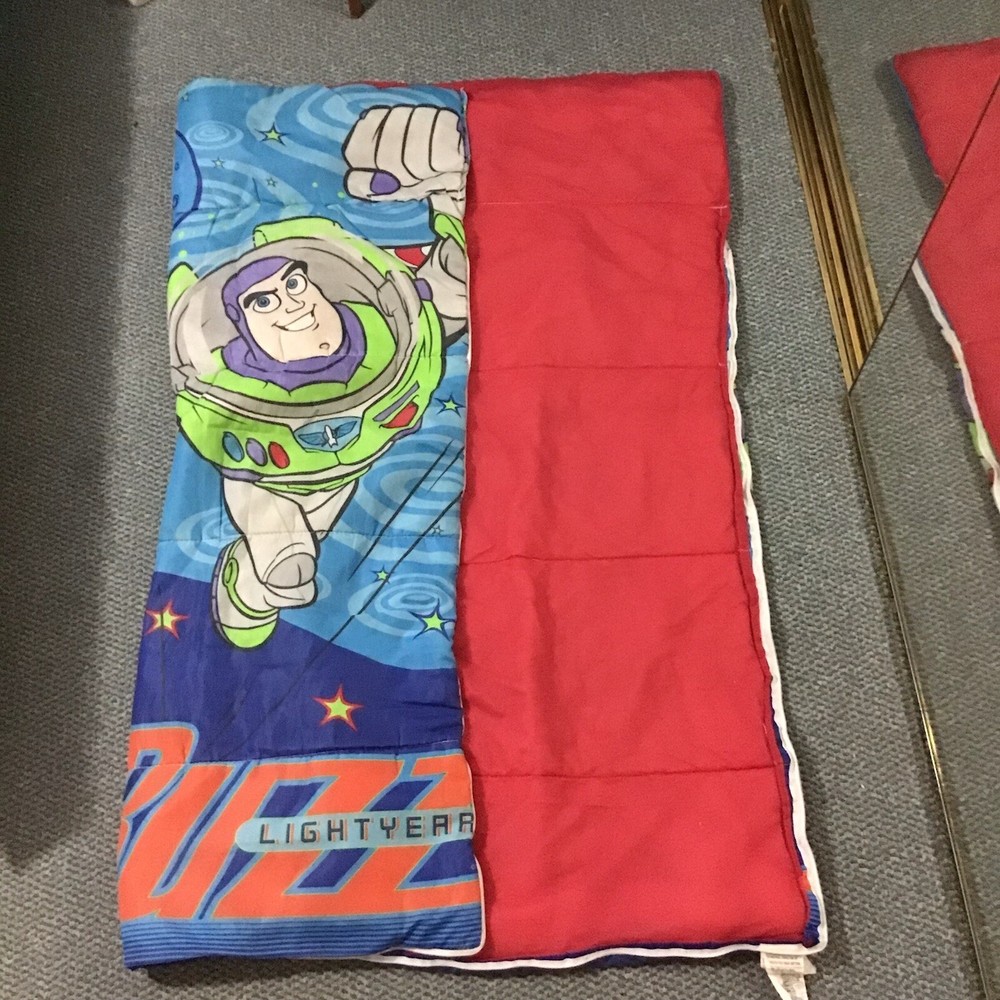BUZZ LIGHTYEAR SLEEPING BAG . VINTAGE
