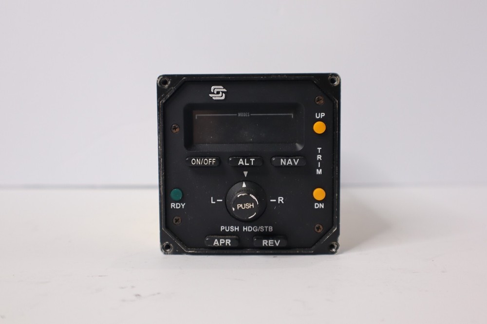 S-TEC Corp 0131-1-1 Autopilot Controller (14V)